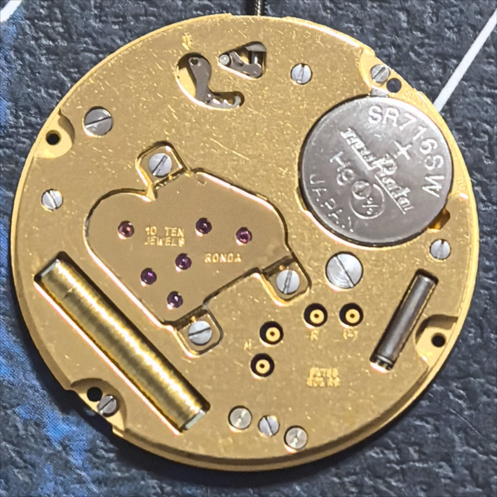 Swiss Made Ronda 1009 Quartz Movement 2 Hands With Small Second At 6