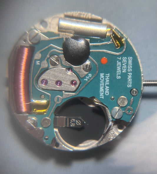 Swiss Made ETA956.114 quartz watch part with white dial, ideal for precise timekeeping in accessories.