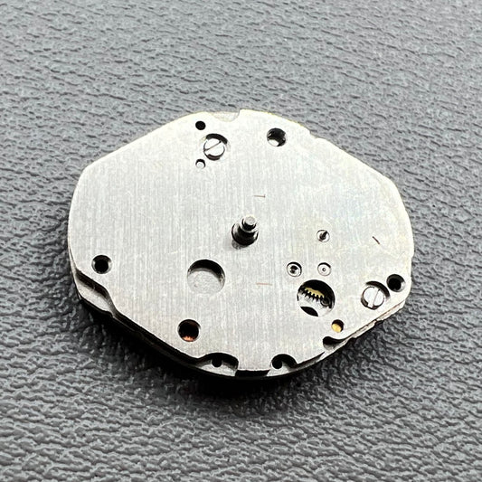 Japan Morioka Tokei V252A quartz watch movement with 2 hands and small second, precise timekeeping.