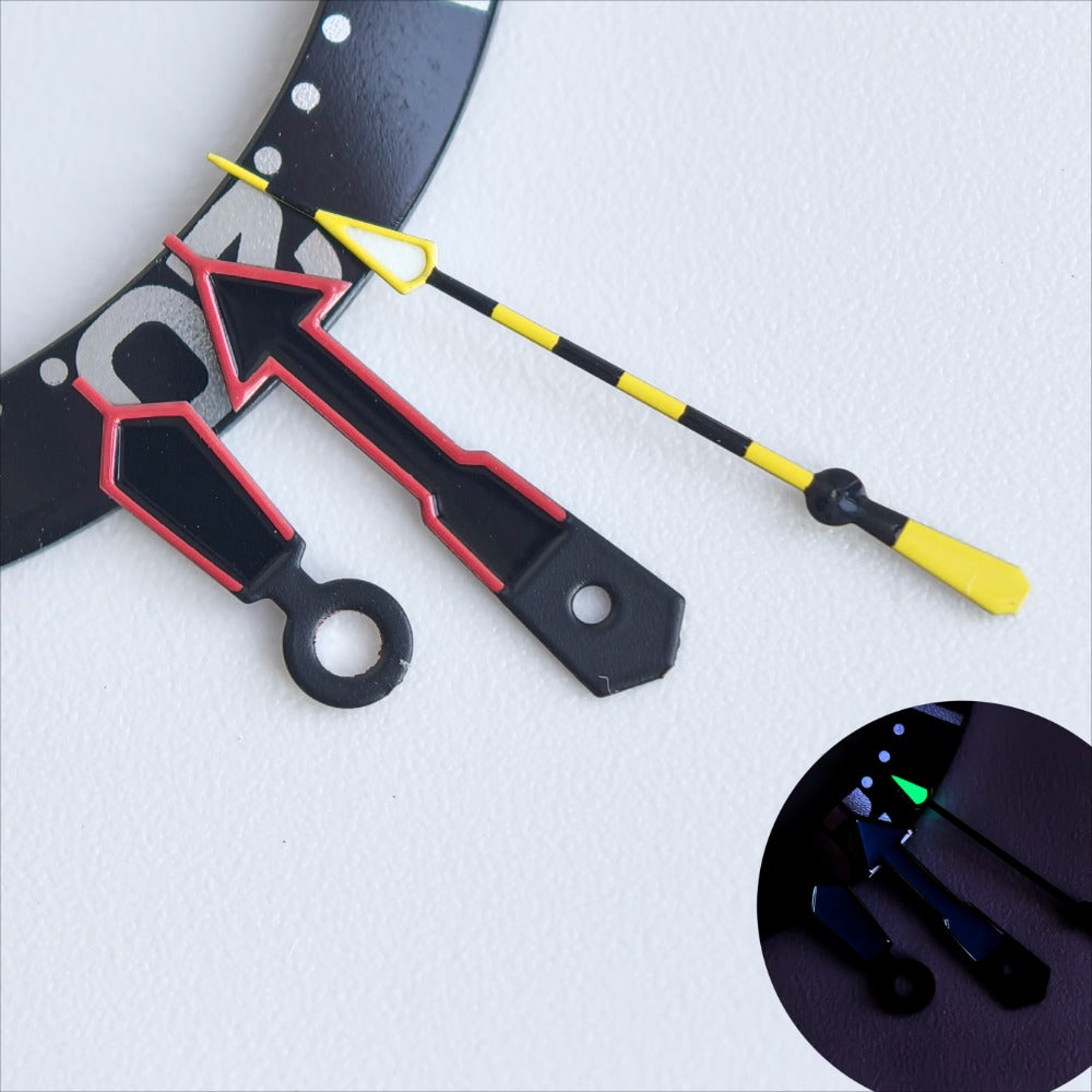 Red-trimmed black and yellow second hands with green lume for NH35/36 watch movement, enhances readability and style.