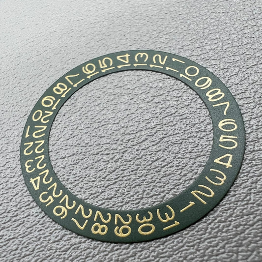 Dark Hunter watch accessory with green background and flaxen yellow date wheel, compatible with Miyota NH35 NH36.