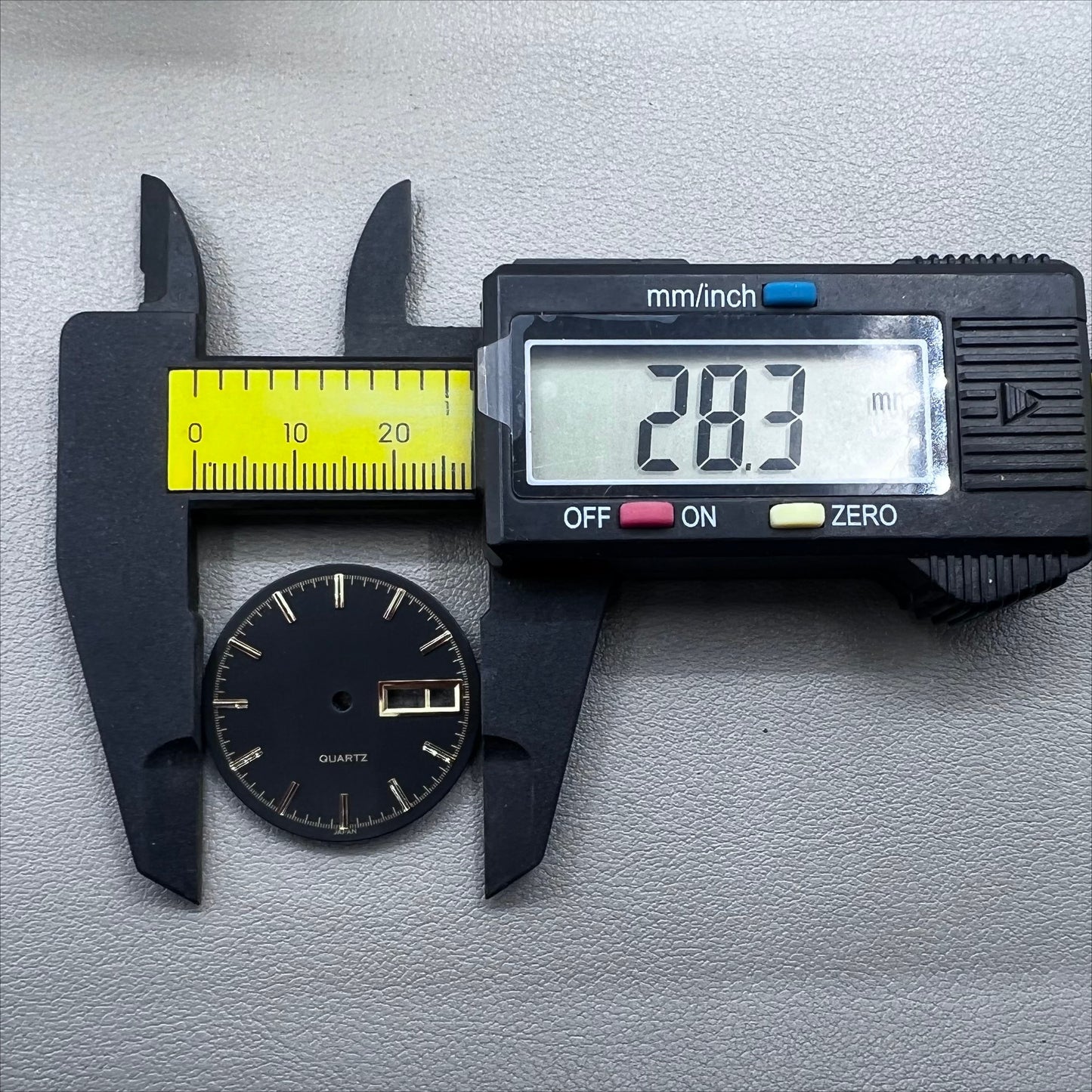 28.5mm Black No Lume Golden Nail Datejust Modified Watch Dial for 2305 Movement