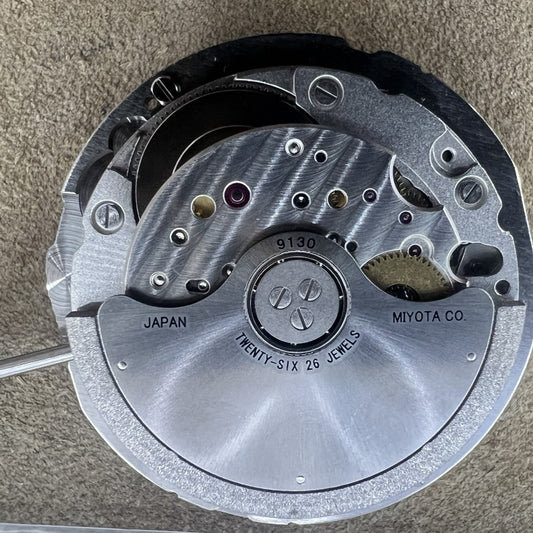 Japanese Miyota 9130 automatic mechanical watch movement, date display at 6 o'clock, precision timepiece part