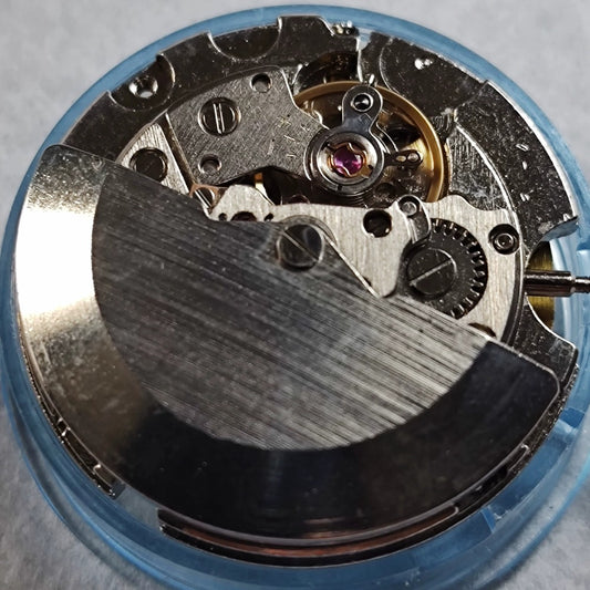 Seagull ST6 GMT mechanical watch movement with 4 hands for dual time zones, China made.