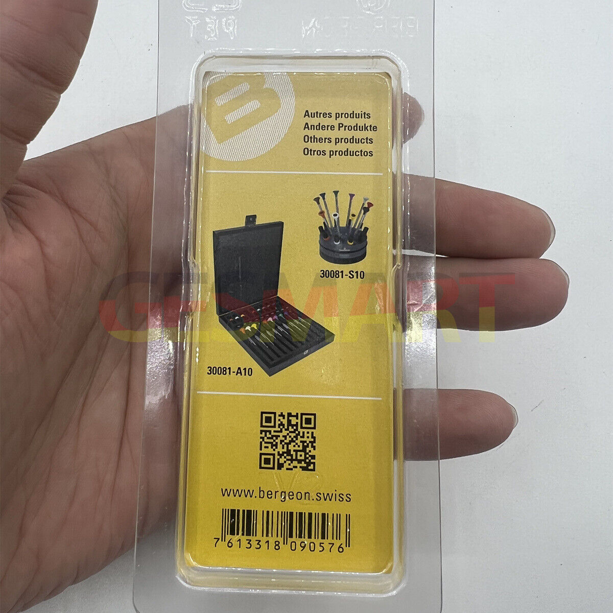 Bergeon 30081-200 ergonomic �2.00 mm screwdriver for precise watch accessory repairs.