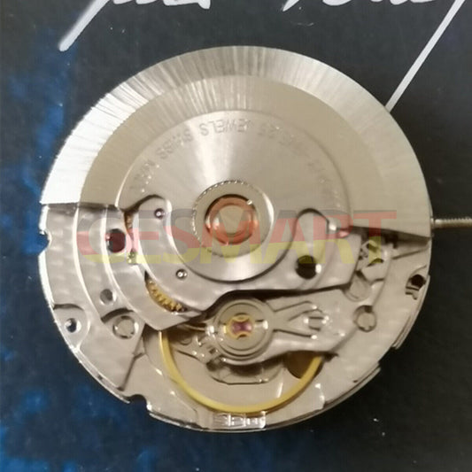 Seagull 2824 mechanical watch movement with single calendar at 3 o'clock, black dial, precise timekeeping.