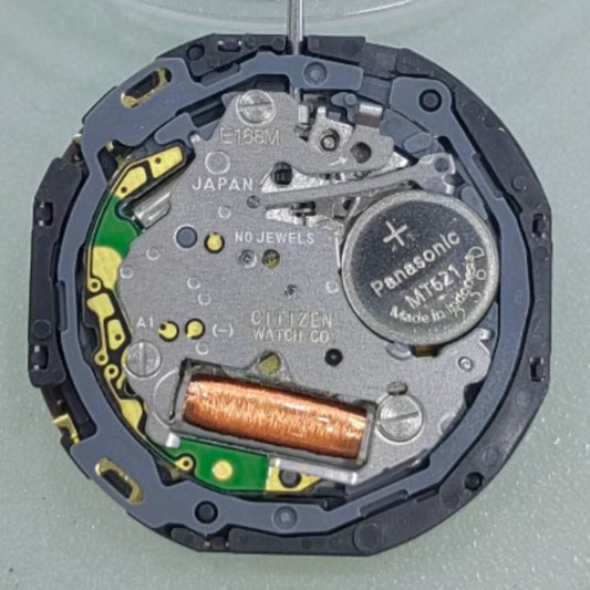 Citizen E168M Eco-Drive quartz watch movement with 3 hands and date at 3 o'clock, solar powered