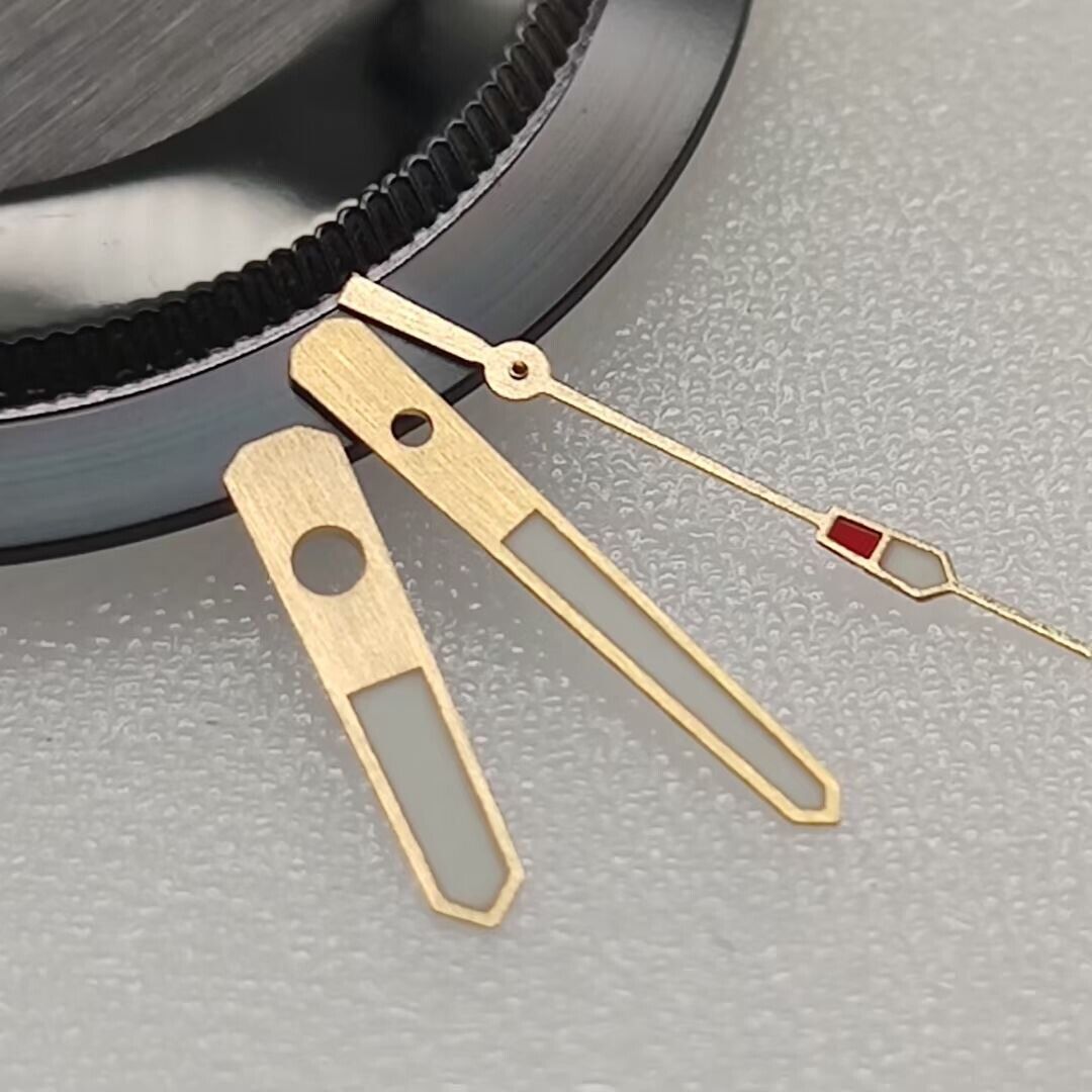 13 mm goldener Rand, C3 grüne Leuchtzeiger, passend für NH35/NH36-Uhrwerk