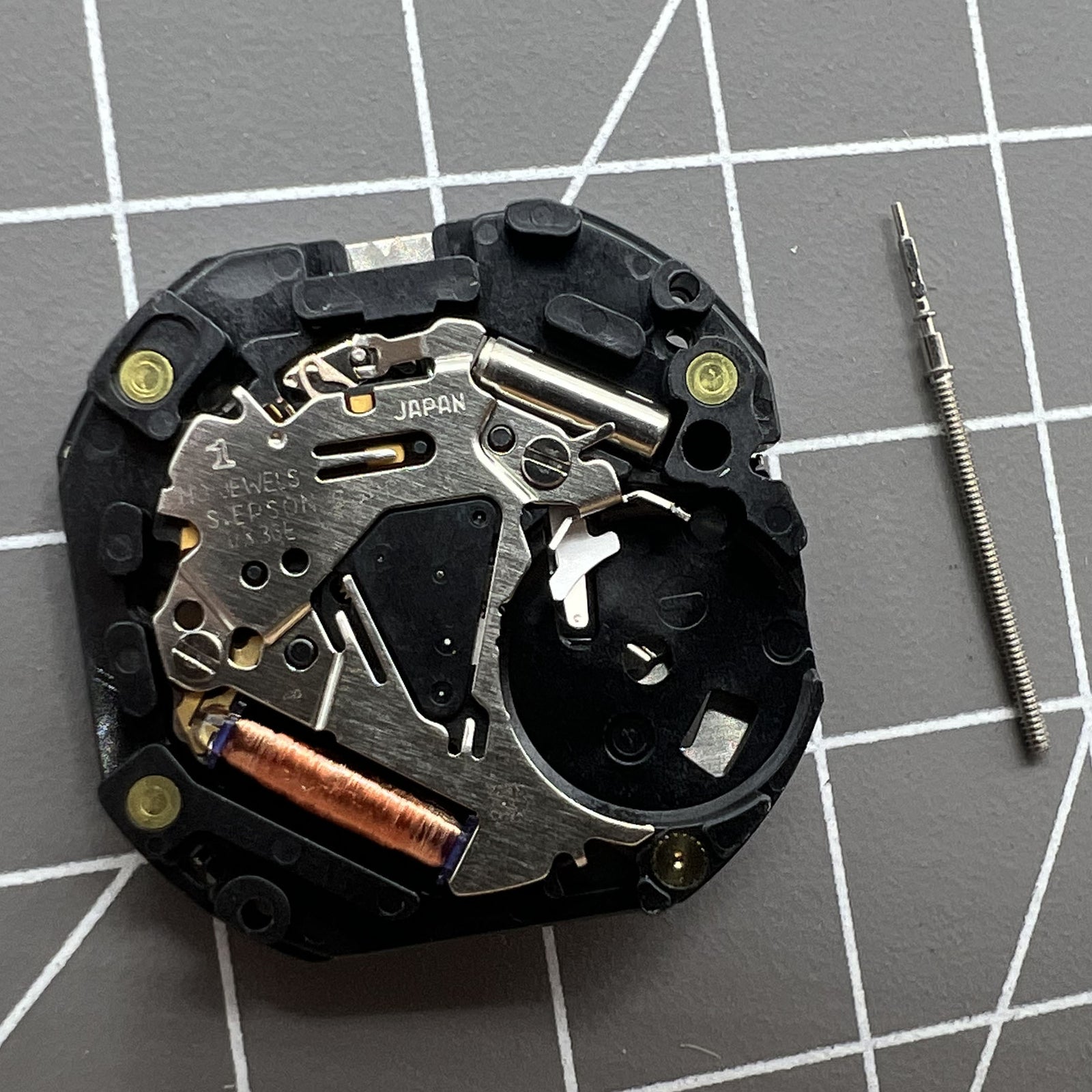 Japan Hattori Epson VX36E quartz watch movement ensuring accurate and reliable timekeeping.
