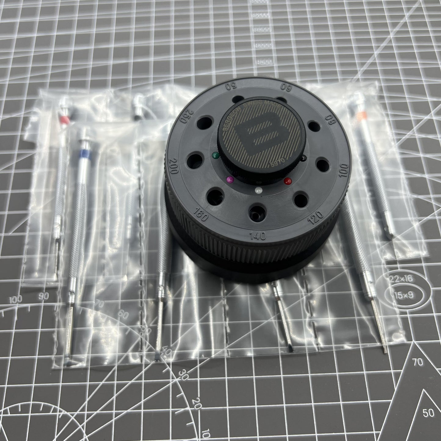 Swiss Made Bergeon 5970 Rotating with 9 Screwdrivers Swiss Made