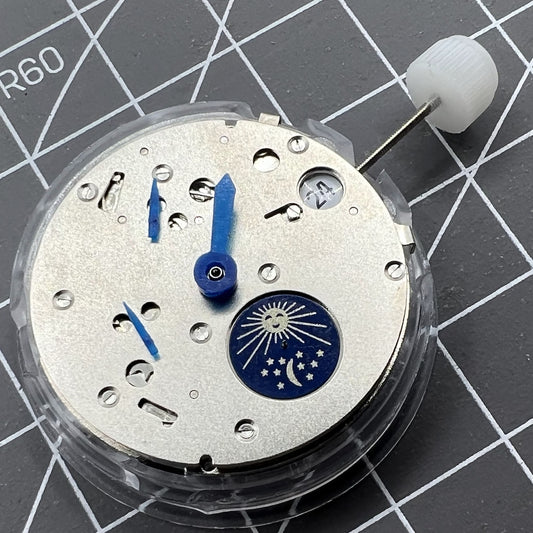 ST10 automatic watch with mechanical movement, date at 3 o'clock, small seconds at 6/9/12 - precise timing