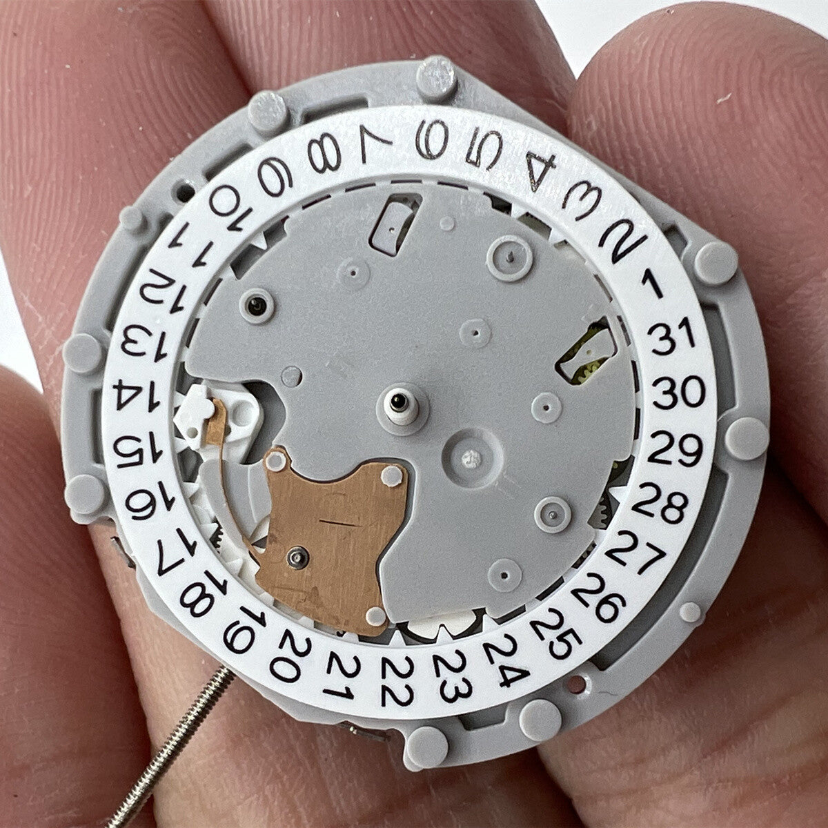 Quartz Movement Sunon PE70 3 Hands Date at 3 With Small Second @3@6@9 Movement