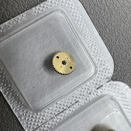 1. Three-piece automatic double-layer generic wheel set for Miyota 8200 watch movement.