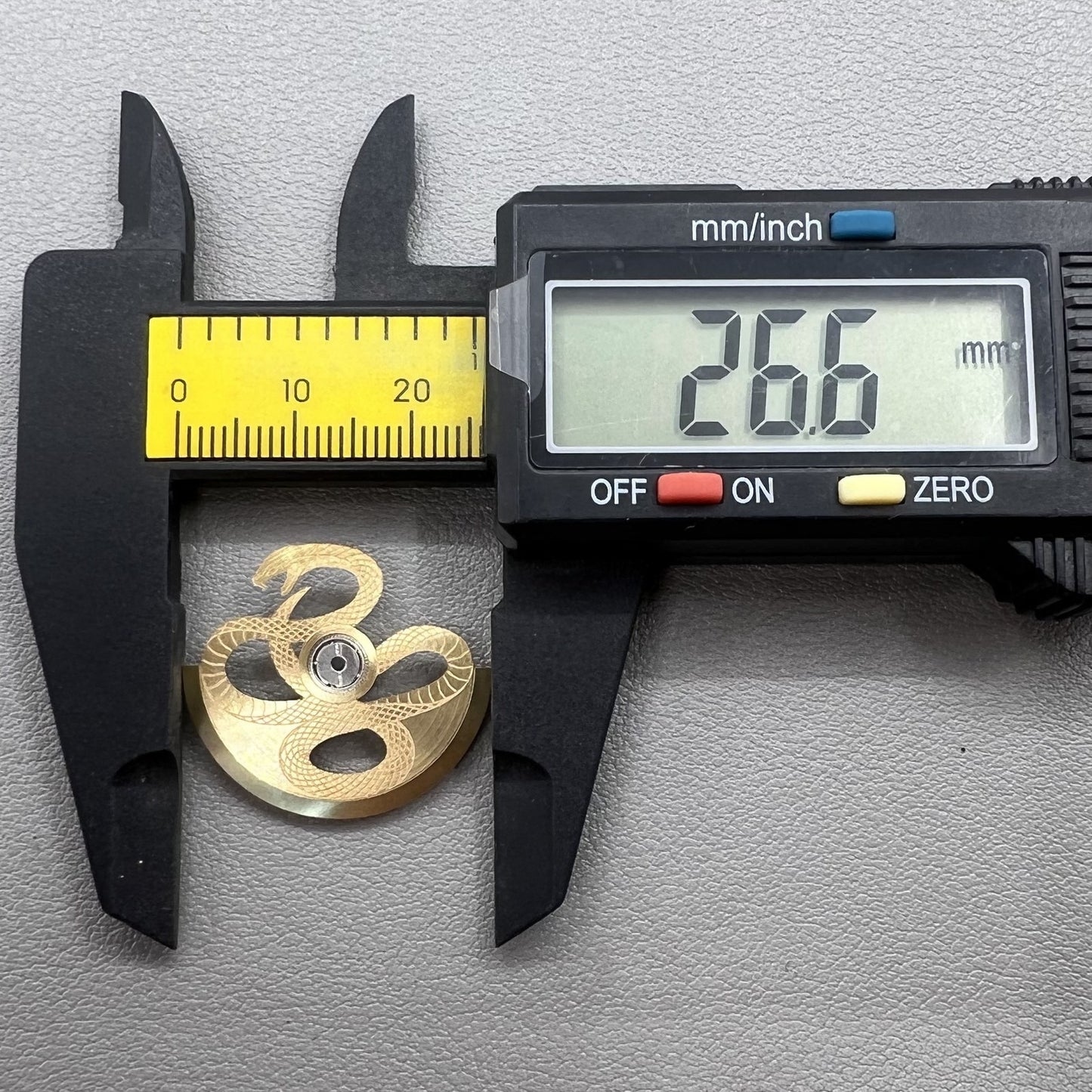 Golden snake pattern oscillating weight rotor, compatible with NH34 NH35 NH36 NH38 movements, durable finish.