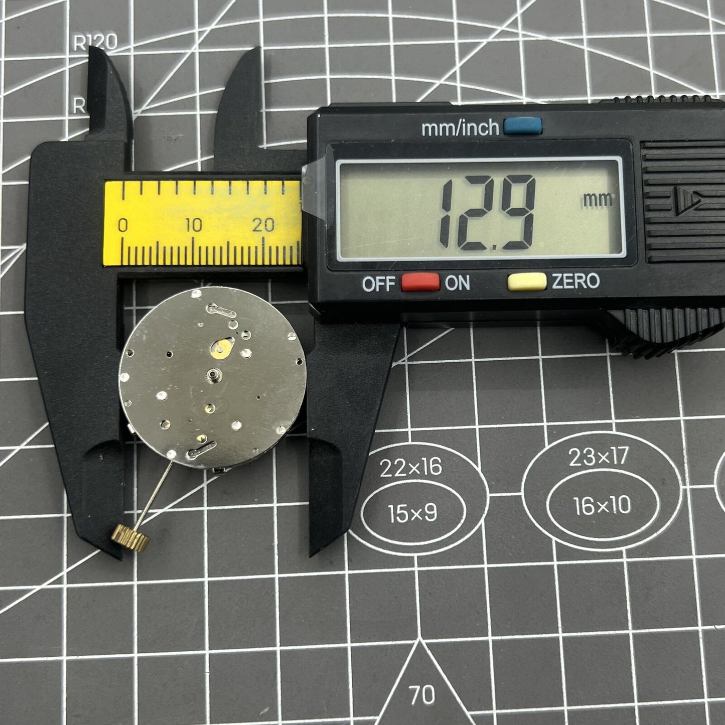 Dandong 8217 Silver Multifunctional Automatic Mechanical Movement