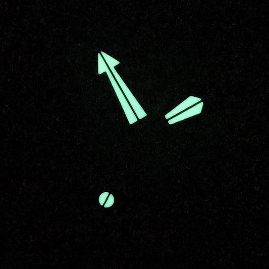 Green luminous watch hands set for SKX/SBBN NH35/NH36, enhancing visibility and style, brand P1-4-A.