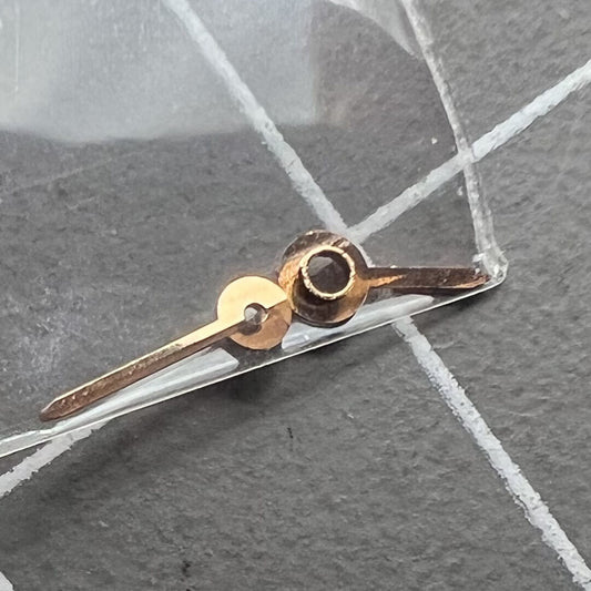 Golden 3.5x5mm watch hands compatible with Hattori Epson VX10 movement for precise timekeeping.