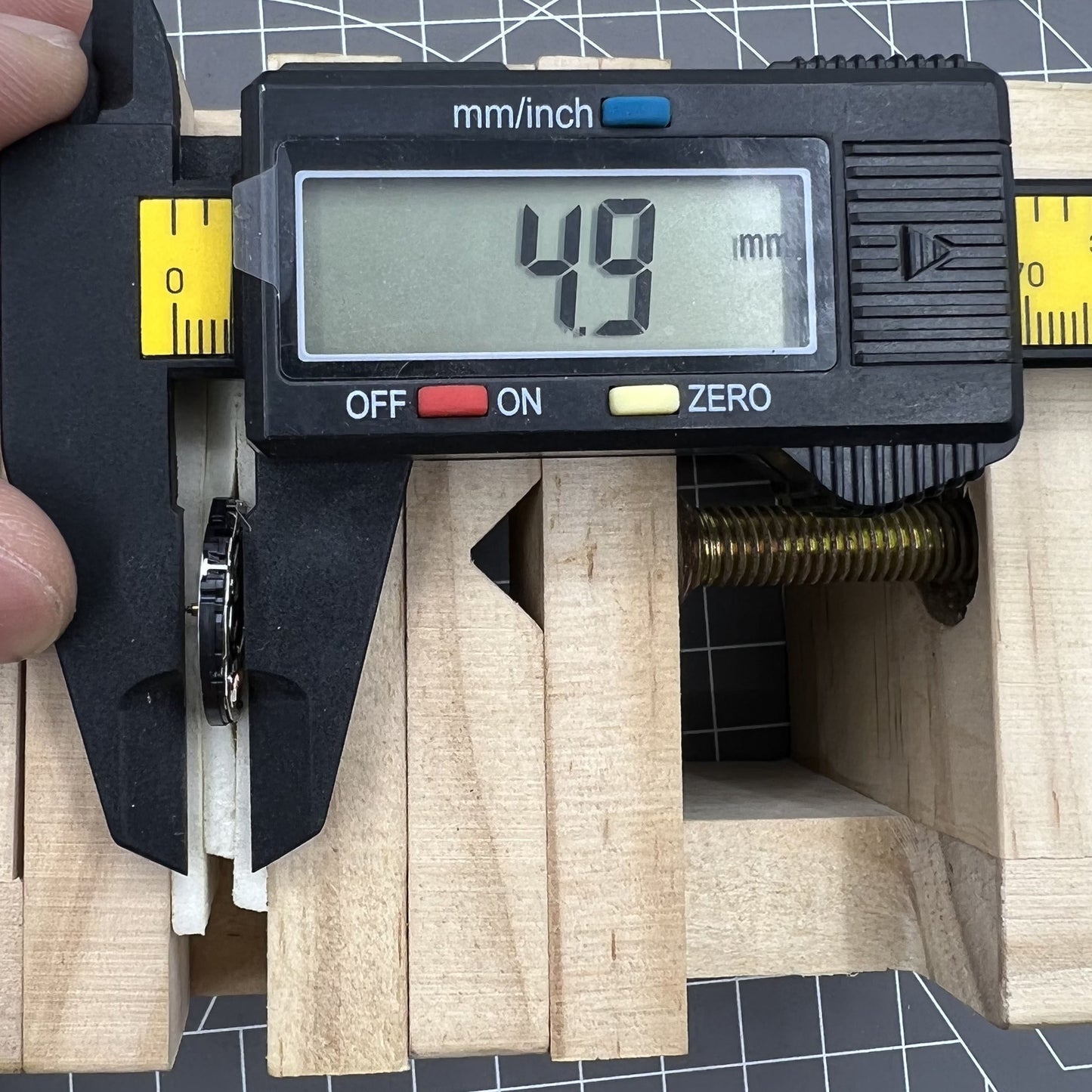 Hattori Epson TMI VS22 VS22A Watch Solar Power Quartz Movement