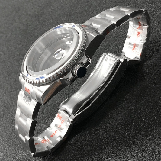 40mm watch case with sapphire glass and 316L bracelet, compatible with Japan NH35 movement.