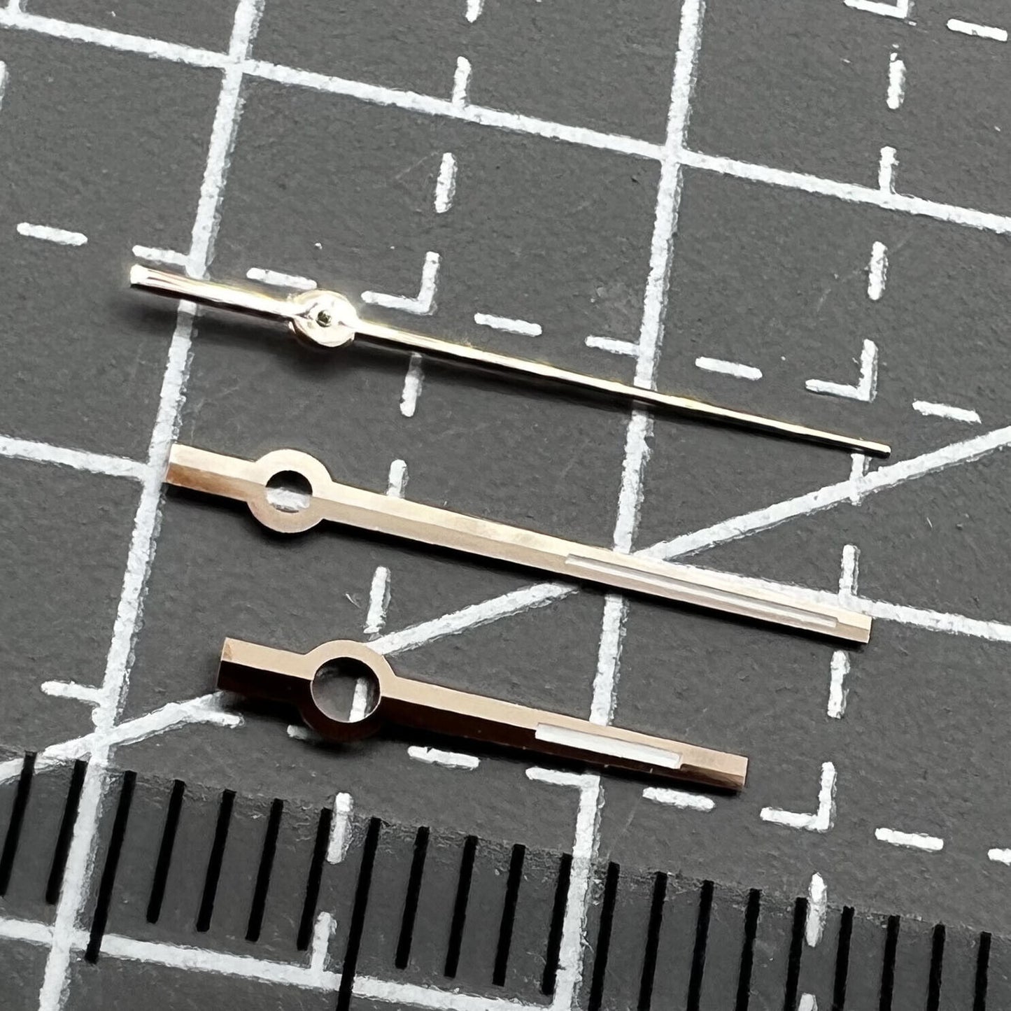 Aiguilles de montre à finition dorée rose et luminescentes vertes pour modèles 116234/126334/126331/116233