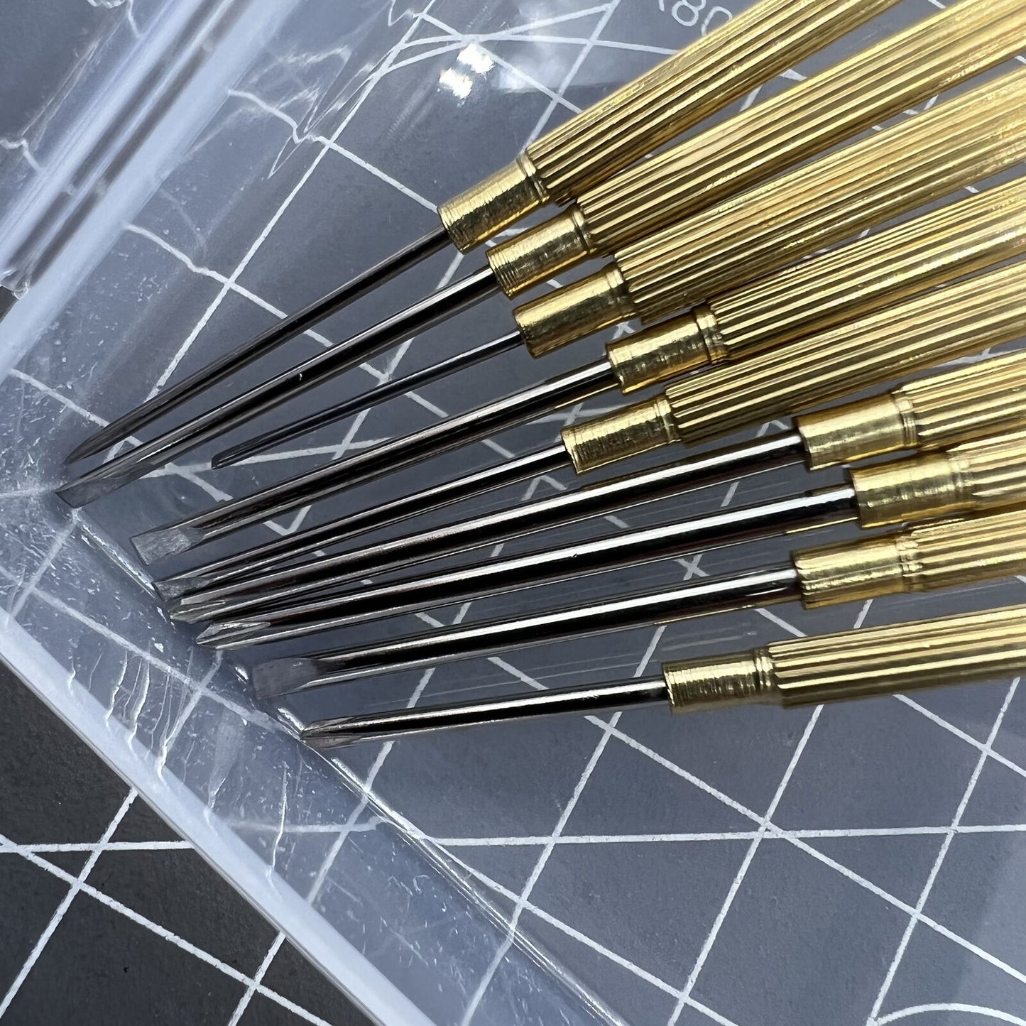 9 PIECES 0.8-1.8mm Steel Watch Repair Screwdriver Set Watch Tool