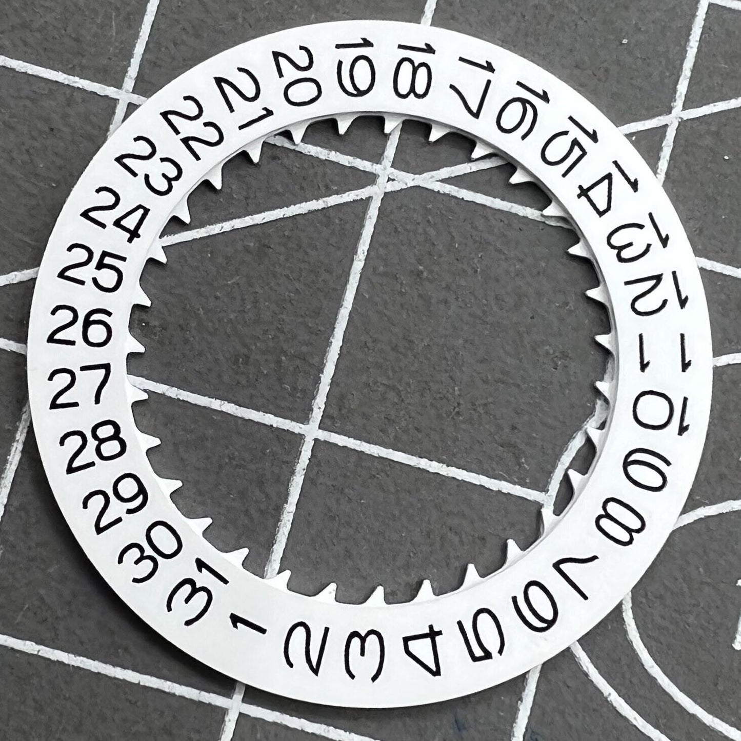 Reversal Nunmber Date Disk Wheel Date Wheel for NH35 NH36 Date At 9 Movement