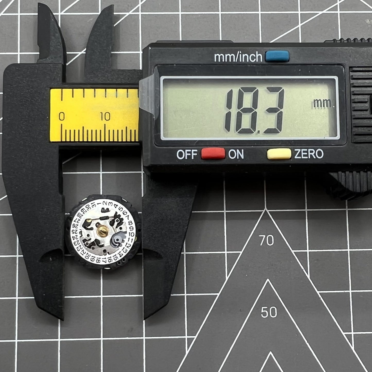 Hattori Epson TMI VS22 VS22A Watch Solar Power Quartz Movement