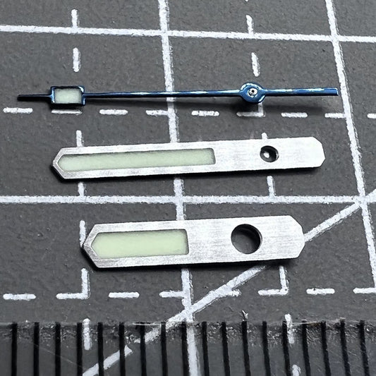 Blaues mattes Sekundenzeiger Set mit grünem Leuchtmittel für SPB143J1 NH35 NH36