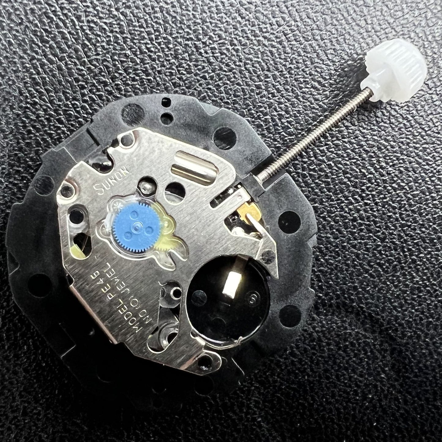 Sunon PE46 2 Zeiger mit Datum Uhren Quarzwerk Datum bei 3