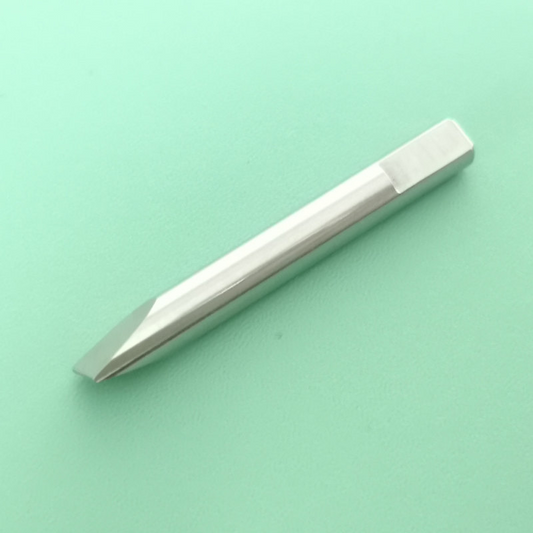 Ergonomic stainless steel replacement blades for watchmakers' screwdrivers by 6899.