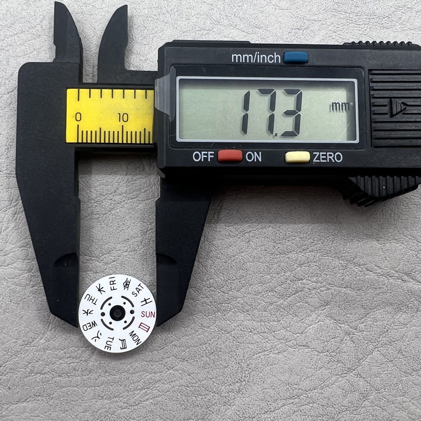 Japanese&English White Week Disk Wheel Crown AT 3.8 Generic for Seiko NH35/NH36