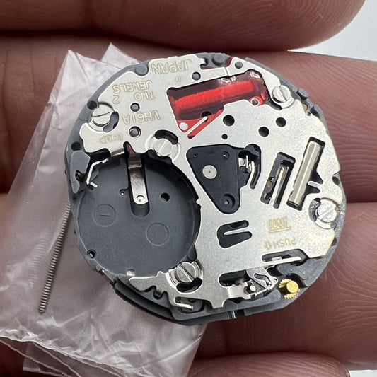 Japan Made Hattori Epson TMI VH61 VH61A quartz watch movement with precise timekeeping for repair or customization.