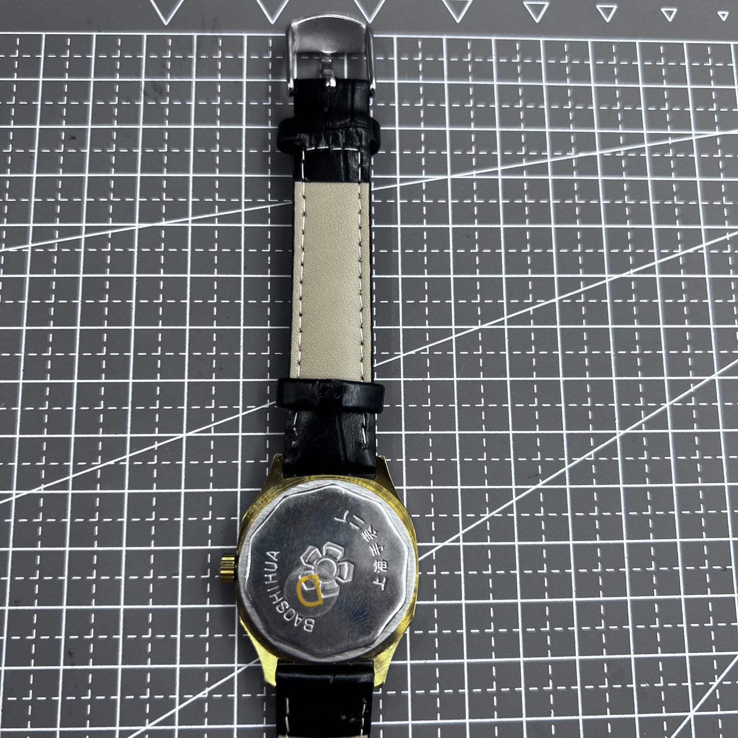 Montre mécanique manuelle Shanghai 33 mm, clou doré, cadran bleu, boîtier carré, 17 juifs