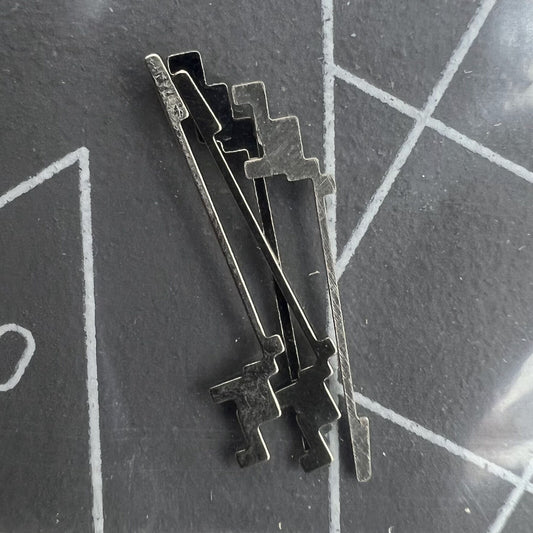 Silver Spring Click watch accessory compatible with Movement 46945, sleek design for secure fit.