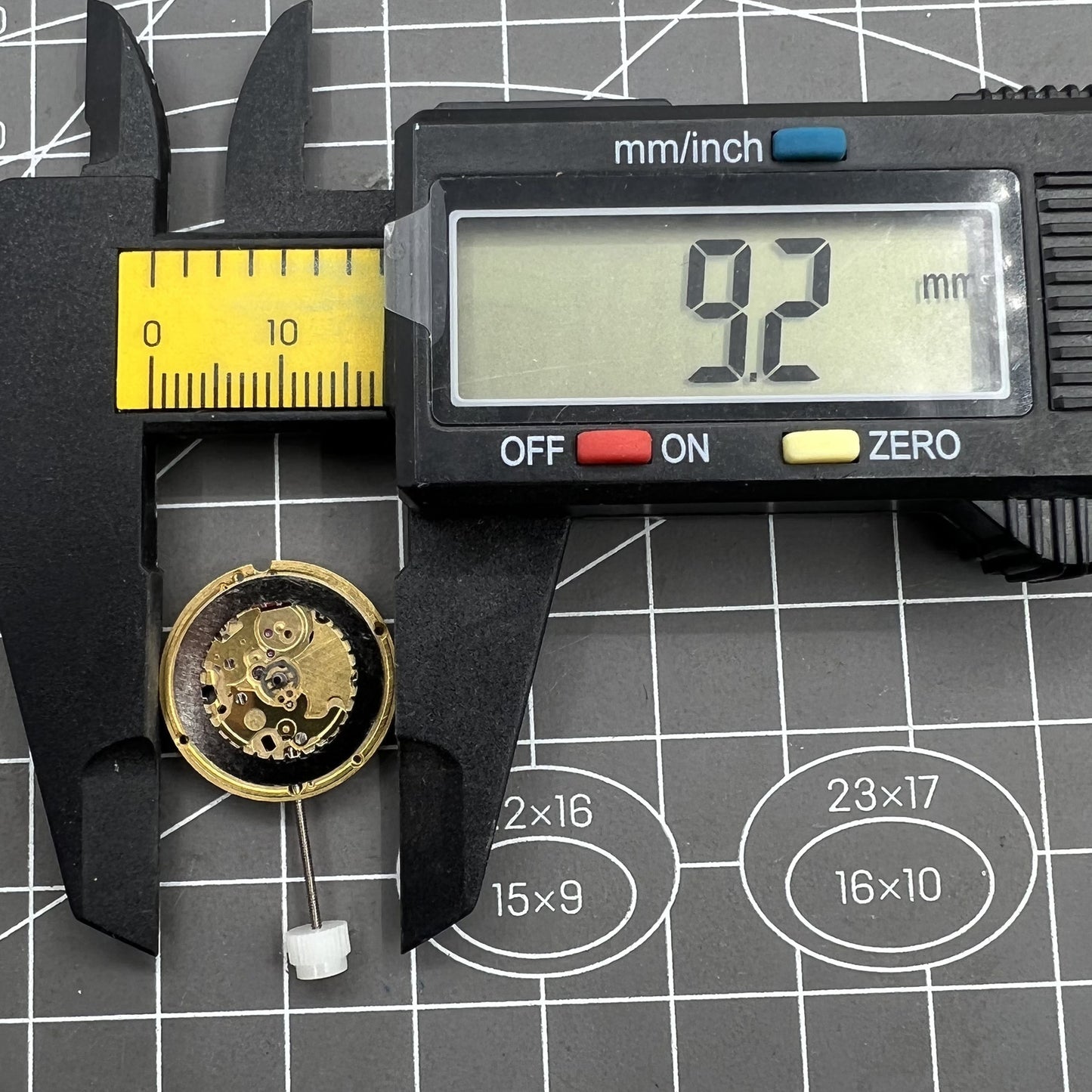 ETA 256.111 Watch Quartz Movement V8 Replacement of ETA256.141 NO Dial