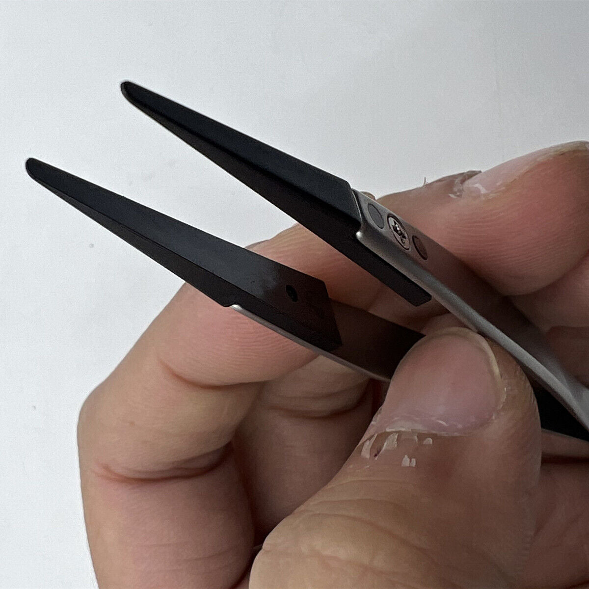 Bergeon 6571-CPR-2A precision tweezers with CPR 2A replaced ends for detailed watch assembly and repair tasks.