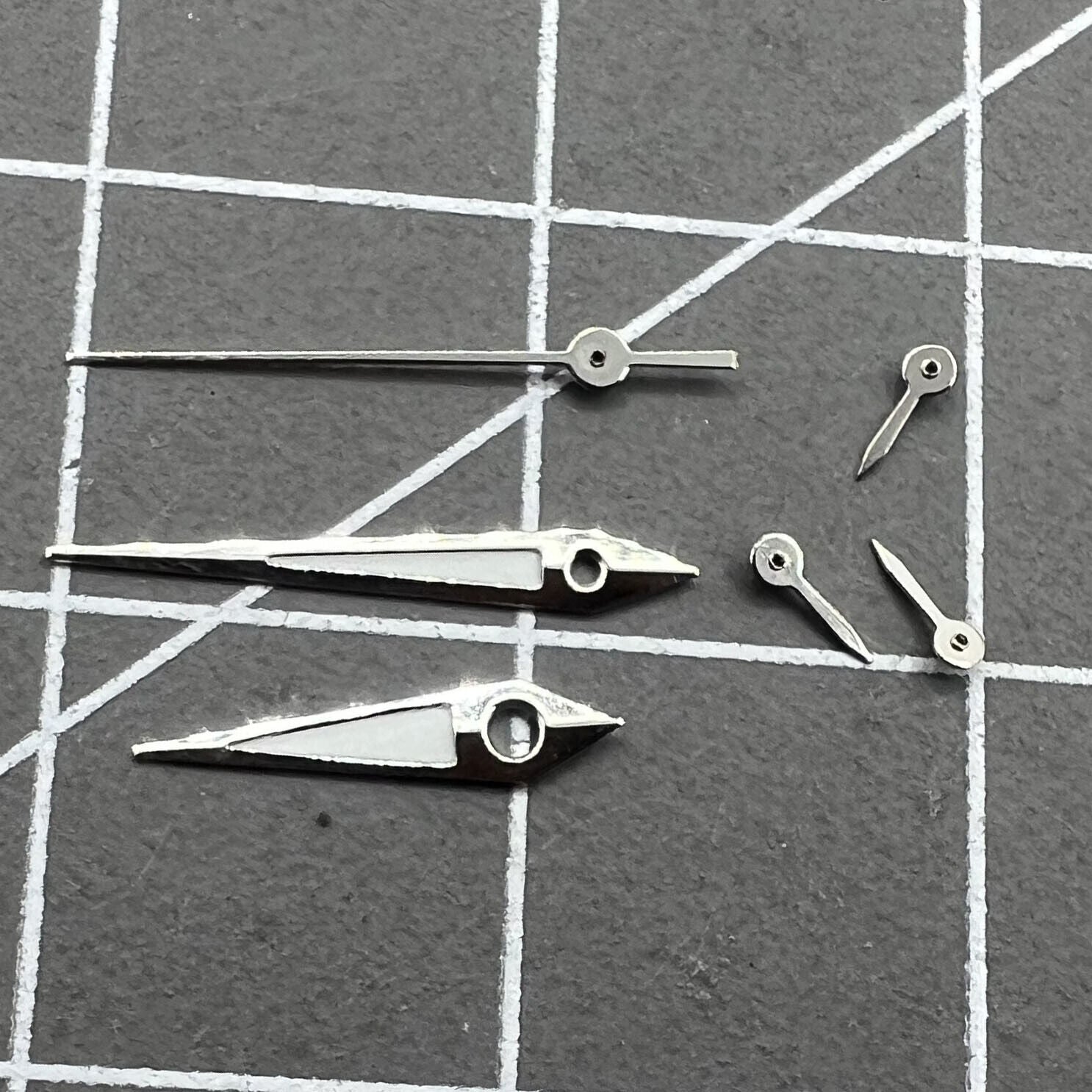 Silver-trimmed 11.5mm green luminous watch hands for VX3J VX9J VX7J VX3N movements