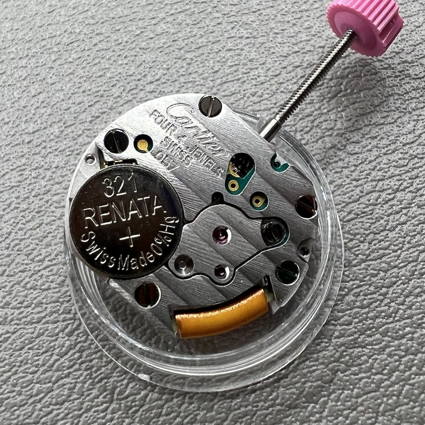 Cartier Original Swiss Quarz Uhr Modell CTR-057 Uhrwerk