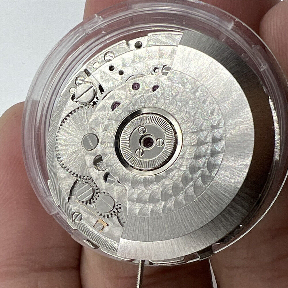 Seagull ST25 mechanical automatic watch movement, precision China-made accessory for watch repairs.