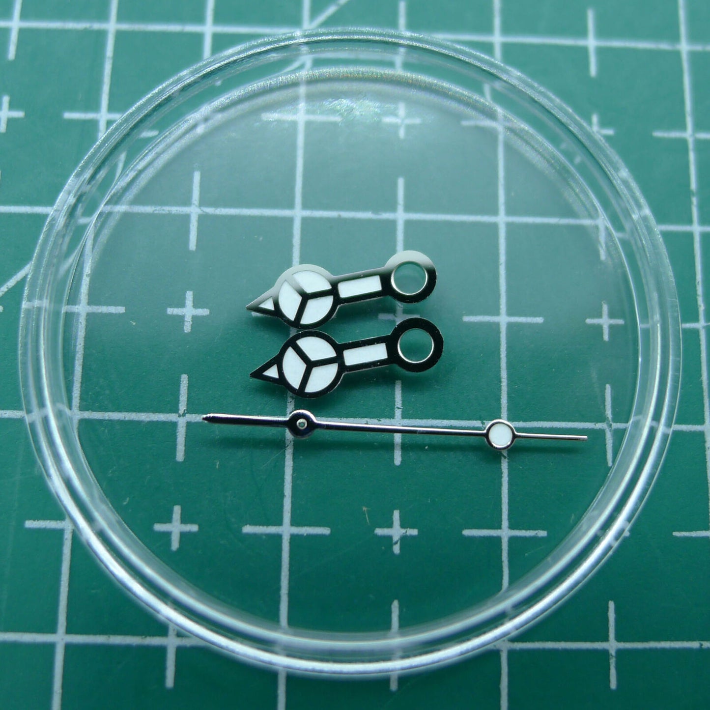 Green luminous watch hands 7.75x12x13mm for NH35A/NH36A, precise fit for watch accessory upgrades.