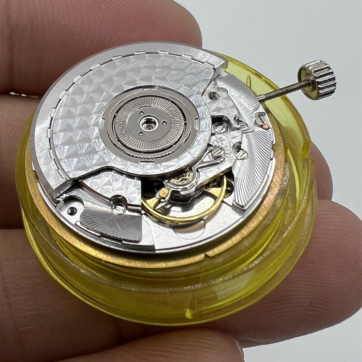 Seagull Original ETA 2892A2 automatic movement with calendar window for accurate watch performance