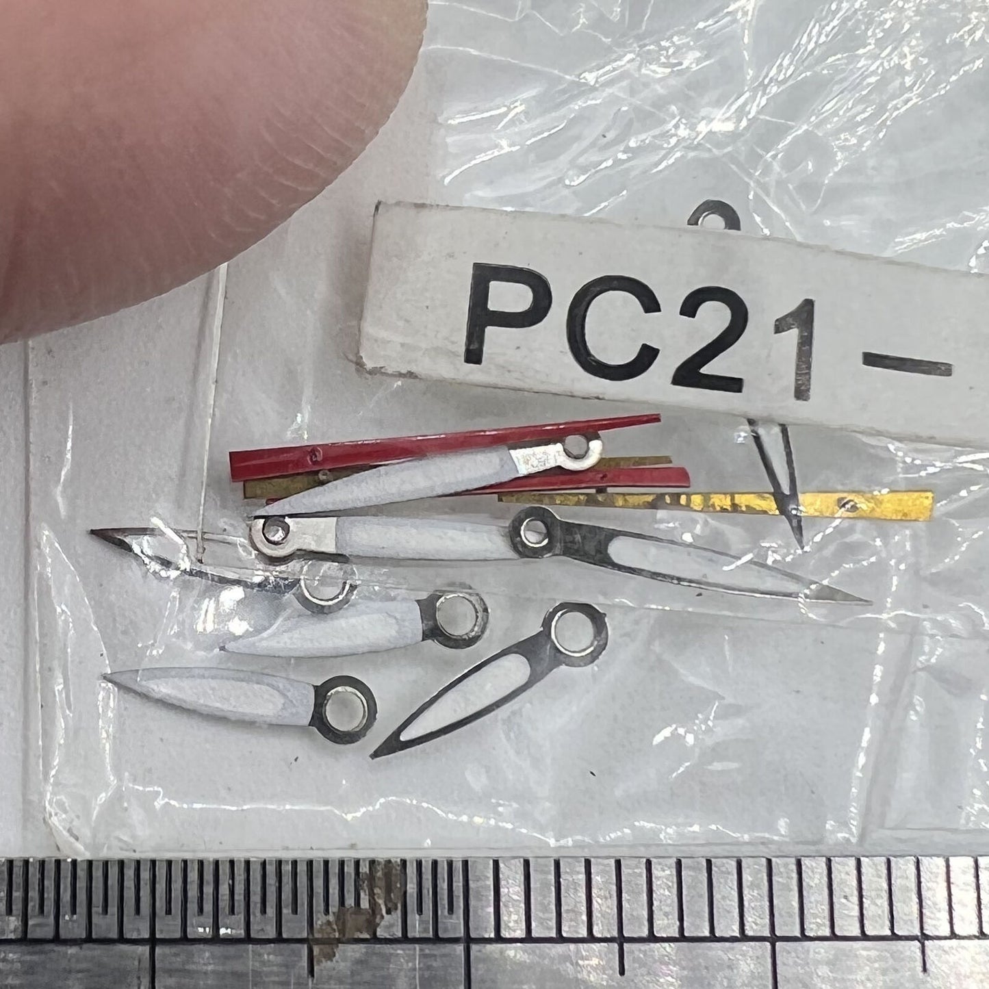 Leuchtende rote Sekundenzeiger für Miyota 2035 Quarzwerk P1-H4-C112