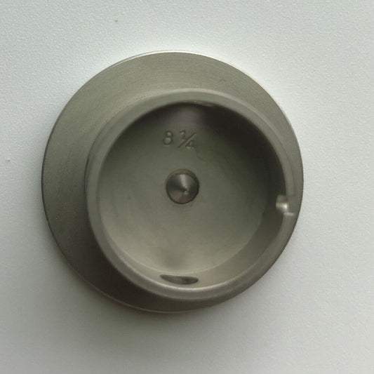 Bergeon 1997 DI 814 movement holder with center screw, 8-1/4 ligne for watch repair precision.