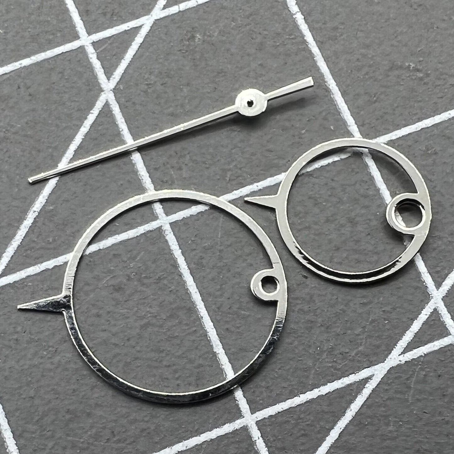 Aiguilles de montre rondes, pointues et irrégulières de 11 mm pour mouvement à quartz Miyota 2035
