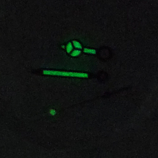 Green luminous watch hands measuring 7.75x12x13mm, compatible with NH35A/NH36A movement, ideal for watch repair.