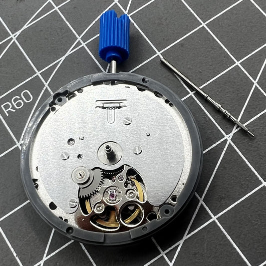 Seiko SII NH39A automatic watch movement, Japan-made, precise timekeeping for watch repair and customization.