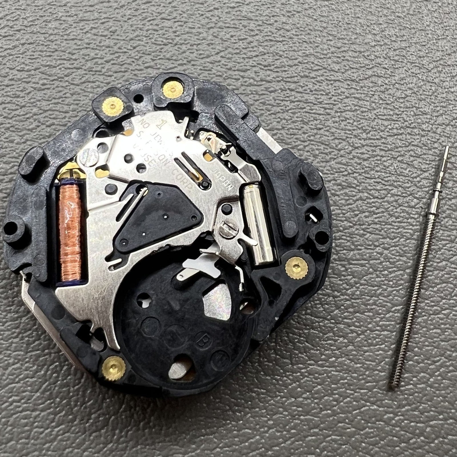 Japan Hattori Epson VX3SE quartz watch movement for precise and reliable timekeeping in watch accessories