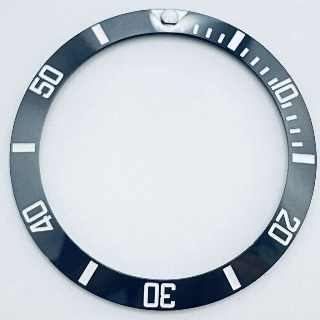 38 mm weiße Schrift, schwarzer GMT-Taucher-Keramik-Uhrenlünetteneinsatz für 40 mm Uhrengehäuse