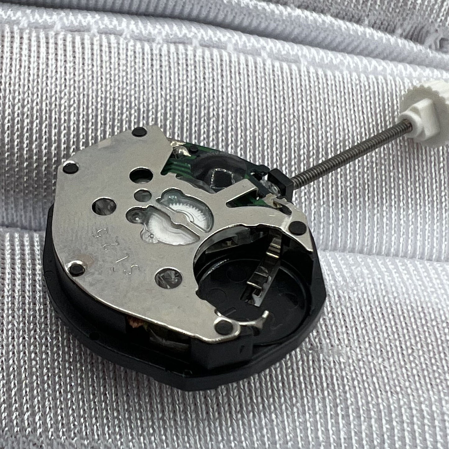 Sunon SL25 Quartz Movement 3 Hands with Date Quartz Watch Movement Date at 3/6