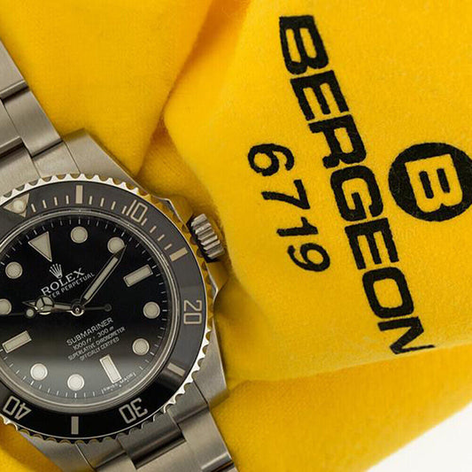 Bergeon 6719 pure cotton polishing cloth for gold and silver watch accessories cleaning.